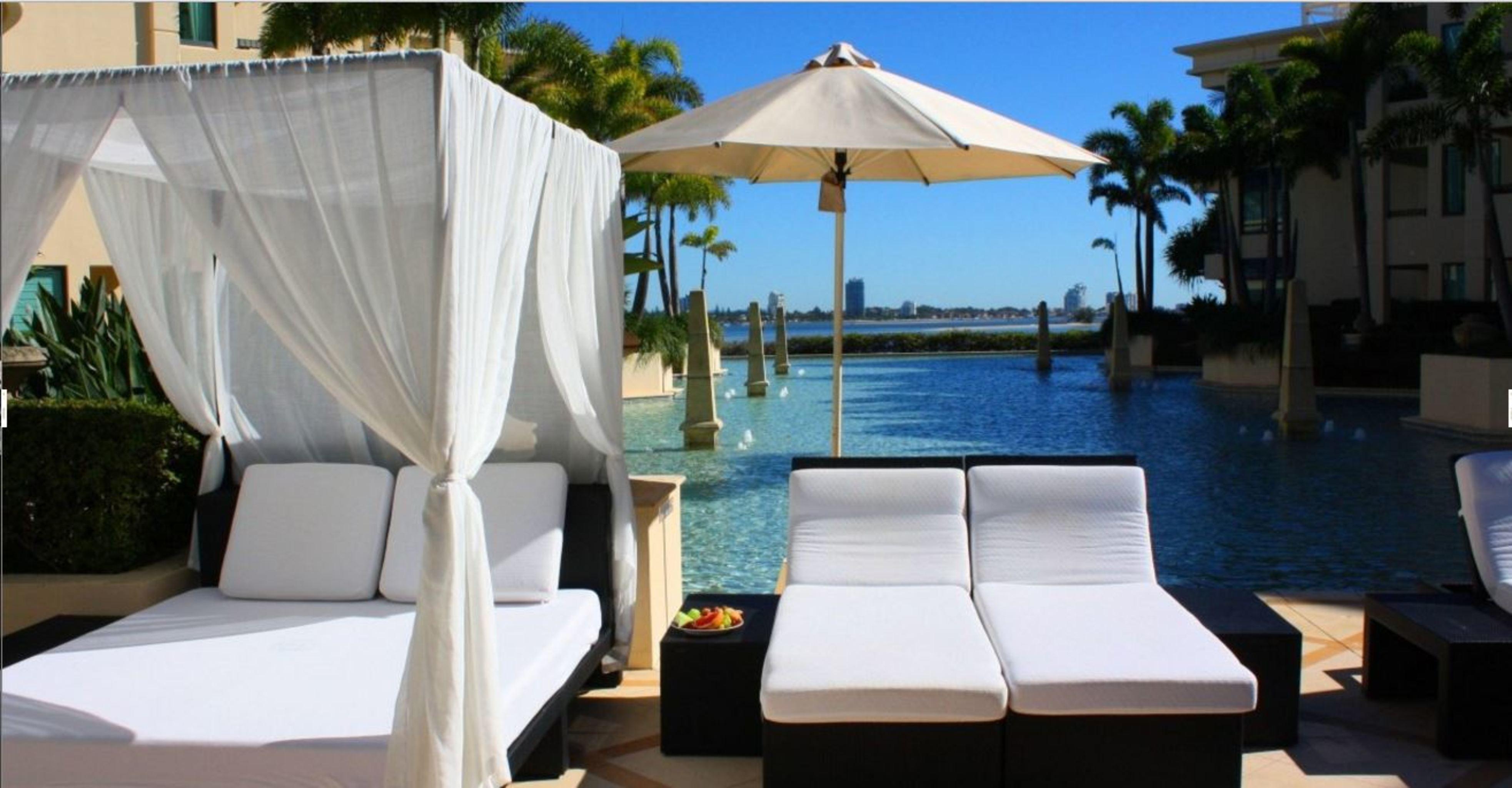 Imperial Hotel Guldkusten Exteriör bild Pool at the InterContinental Sanctuary Cove Resort